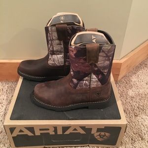 Ariat Sierra Kids Distressed Camo Boots